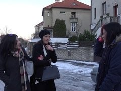 Amateur, Embrassement, Lesbienne, Léchez, Masturbation, Fête, Dénudage, Adolescente