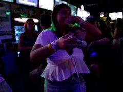 Flashing, Naakt, Naakt, Feest, Kut duiken, Slet, Tieten likken, Worstelen
