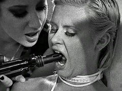 Grote mammen, Bruinharig, Erotisch, Lesbisch, Softcore pornografie