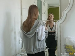 Большая жопа, Большие сиськи, Парочка, Кончили внутрь, Платье, Милф, Натуральные сиськи, Сиськи