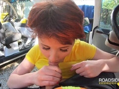 Grosse bite, Sucer une bite, Seins naturels, Rousse roux, Tatouage