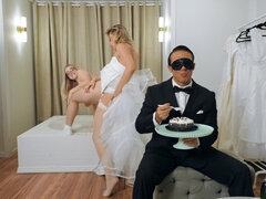 アナル, バイセクシャル, 巨乳な, 浮気者, バック, 毛深い, なめる, オマンコ