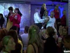 素人, 茶髪の, ダンス, 眼鏡, グループ, 下着, オージー, 穴開きパンティ