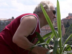 Sucer une bite, Brunette brune, Tromperie, Papa, Jeans, Criant, Jupe, Adolescente