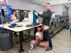 Большая жопа, Черные, Минет, Собачьи, Черненькие, Ласковые ручки, Межрасовый секс, Молоденькие