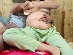 Indian aunty gives an American-style blowjob in a steamy desi scene