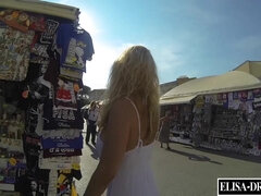 Blonde, Plantureuse, Robe, Exhib, Nue  à poil, Public, Chatte, Nénés