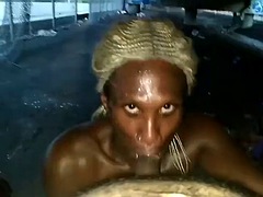 Amateur, Sucer une bite, Branlette thaïlandaise, Monstre, Pov, Public, Criant, Nénés