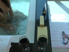 Amateur, Cuarto de baño, Negro, Morena, Pies, Novia, Pov, Durmiendo