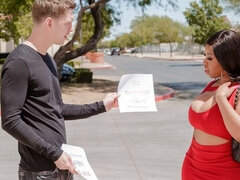 Gros cul, Gros seins, Sucer une bite, En levrette, Trou de la gloire, Branlette thaïlandaise, Interracial, Pénis