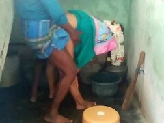 18 jaar, Aziatisch, Tante, Pijpbeurt, Stel, Handbeurt, Man, Indisch