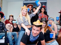 Bruinharig, Universiteit, Groep, Hardcore, Masturbatie, Strippen, Tiener, Trio