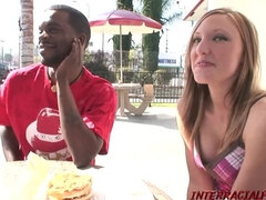 18, デカチン, ブロンド, イく瞬間, チン, 異人種間, 小柄, フェラする