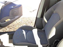 車