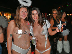 美女, デカパイ, 巨乳な, 露出狂, 自然山雀, ヌード, オマンコ, 濡れ