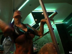 ブロンド, フェラチオ, ダンス, 人形, オナニー, パーティ, 赤毛, スインガー