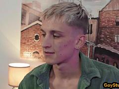 Leie, In den arsch, Sadomasochismus, Fesselspiele, Schwul, Dürr, Hintern versohlen, Tätowierung