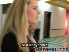 Amateur, Tchèque, Femelle, Hd, Fait maison, Embrassement, Lesbienne, Léchez