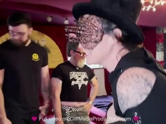 Анальный секс, Кончили внутрь, Двойное проникновение, Лесбиянка, Оргии, Вечеринка, Киски, Сквиртинг