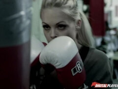 Amerikanisch, Spermaladung, Hundestellung, Büro, Im freien, Muschi, Kurzes haar, Tätowierung