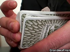 Jeux, Homme homme femme, Orgie, Réalité, Rousse roux, Jarretelles, Se déshabiller, Plan cul à trois