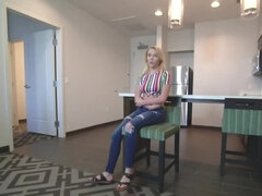 Grote kont, Pijpbeurt, Condoom, Sperma, Kut duiken, Geschoren, Taboe, Tiener