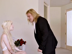 Mariée, Tromperie, Mignonne, Papa, Rasée, Adolescente, Nénés, Mariage