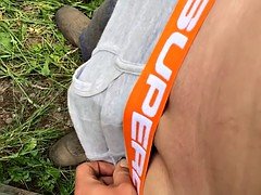 素人, デカチン, イギリス人, 手コキする, オナニー, アウトドア