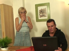 ブロンド, フェラチオ, 浮気者, 彼女, お婆さん, 穴開きパンティ, 現実, 馬乗り