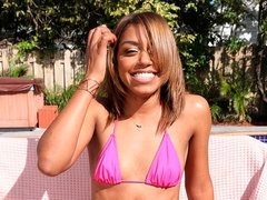 Bikini, Ébano, Penetracion con dedos, Pajear, Interracial, Masaje, Adolescente, Tetas