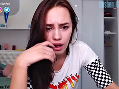 Amateur Close Up Squirt Masturbation