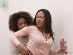 Zwart, Stel, Vingeren, Frans, Lesbisch, Likken, Buiten, Kut duiken