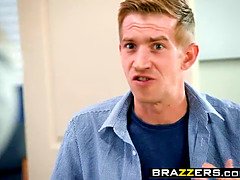 ブロンド, 大学生, エロ熟女, 女 人男 人, なめる, 淫乱熟女, オマンコ, 三人