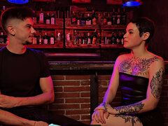 Анальный секс, Блондинки, Минет, Группа, Крошечные, Жесткий секс, Короткая стрижка, Втроем