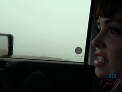 Amateur, Sucer une bite, Brunette brune, Papa, Embrassement, Piercing, Chatte, Fumer