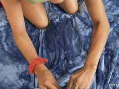 Американки, Жопа, Минет, Сперма на лице, Пальцем, Наездница, Бритые, Молоденькие