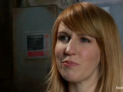 Consolador, Rostro sentado, Dominacion femenina, Humillación, Lesbiana, Dolor, Castigada, Esclavo