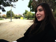 Brunette brune, Fille latino, Public