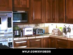 Grosser schwanz, Blasen, Geile alte tussi, Schwanz, Reif, Milf, Muschi, Schreiend