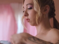 18 летние, Милые, Красотки, Блондинки, Кончили внутрь, Юбки, Молоденькие, Сиськи