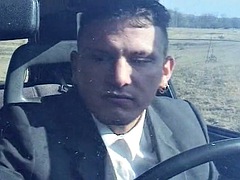 A big boobed blonde French bride takes dick in the ass in the car