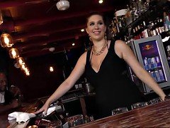 デカパイ, 黒人, フェラチオ, 茶髪の, 巨乳な, イく瞬間, 乱交, 異人種間