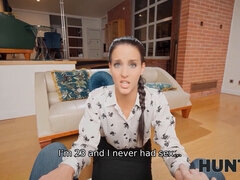 Брюнетки, Грудастые, В первый раз, Натуральные сиськи, Киски, Соблазенение, Бритые, Сиськи