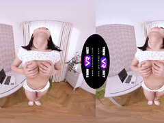 TmwVRnet - gal Dee - Time to work and time to have fun