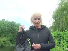 Gros seins, Blonde, Sucer une bite, Hard, Mature, Mère que j'aimerais baiser, Maman, Public