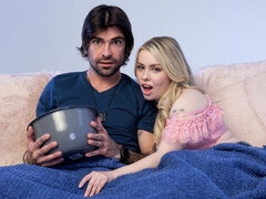 18 años, Culo grande, Verga grande, Rubia, Estilo perrito, Tetas naturales, Adolescente, Tetas