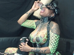 Fetish, pussy stretching, creamy pussy