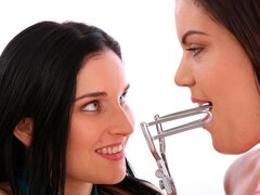 茶髪の, フェティッシュ, 指いじり, フィストファック, キス, なめる, オナニー, オマンコ