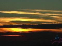 Leie, Strand, Besamung, Fussjob, Öl, Piercing, Dürr, Tätowierung