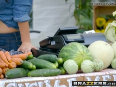 Grosser schwanz, Grosse titten, Blasen, Cfnm, Sperma im mund, Hd, Ehefrau